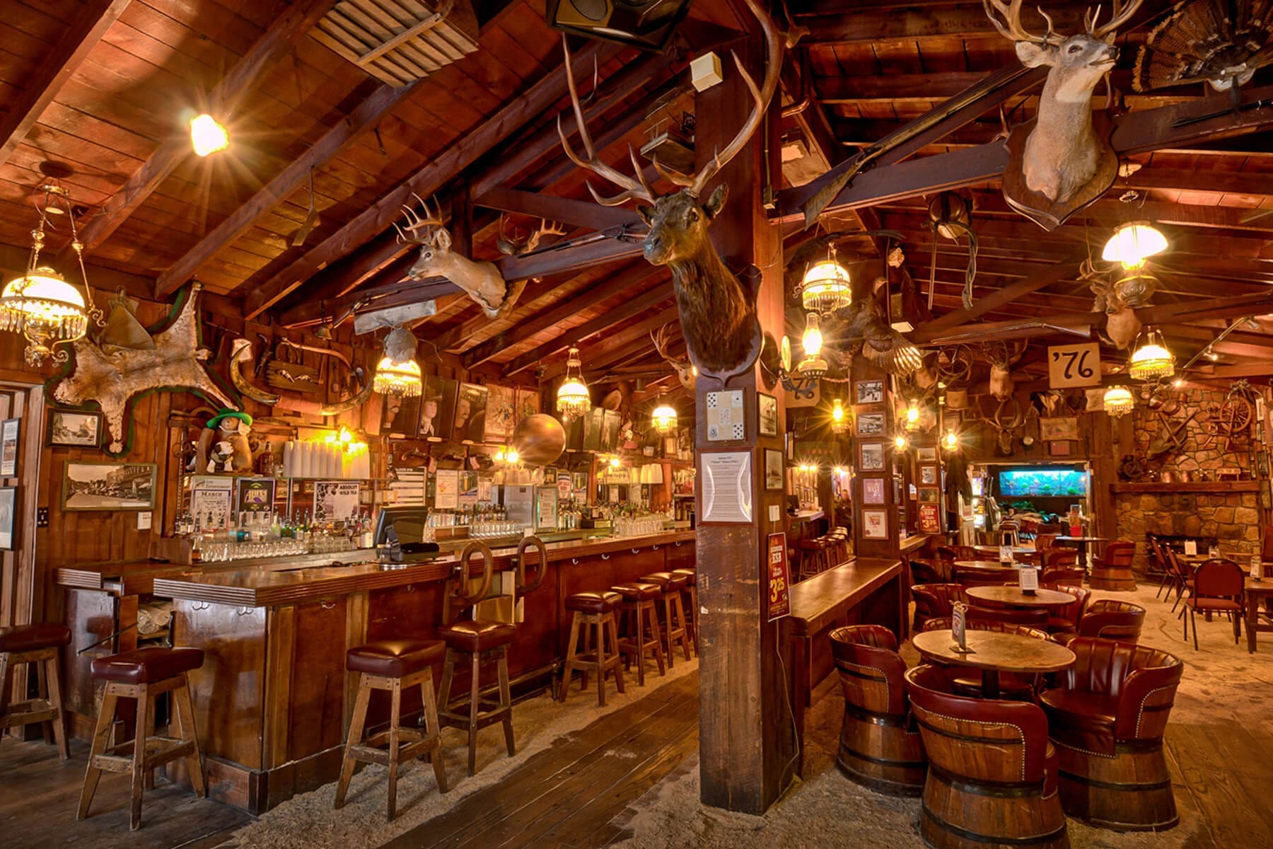 Saloon No. 10 photo